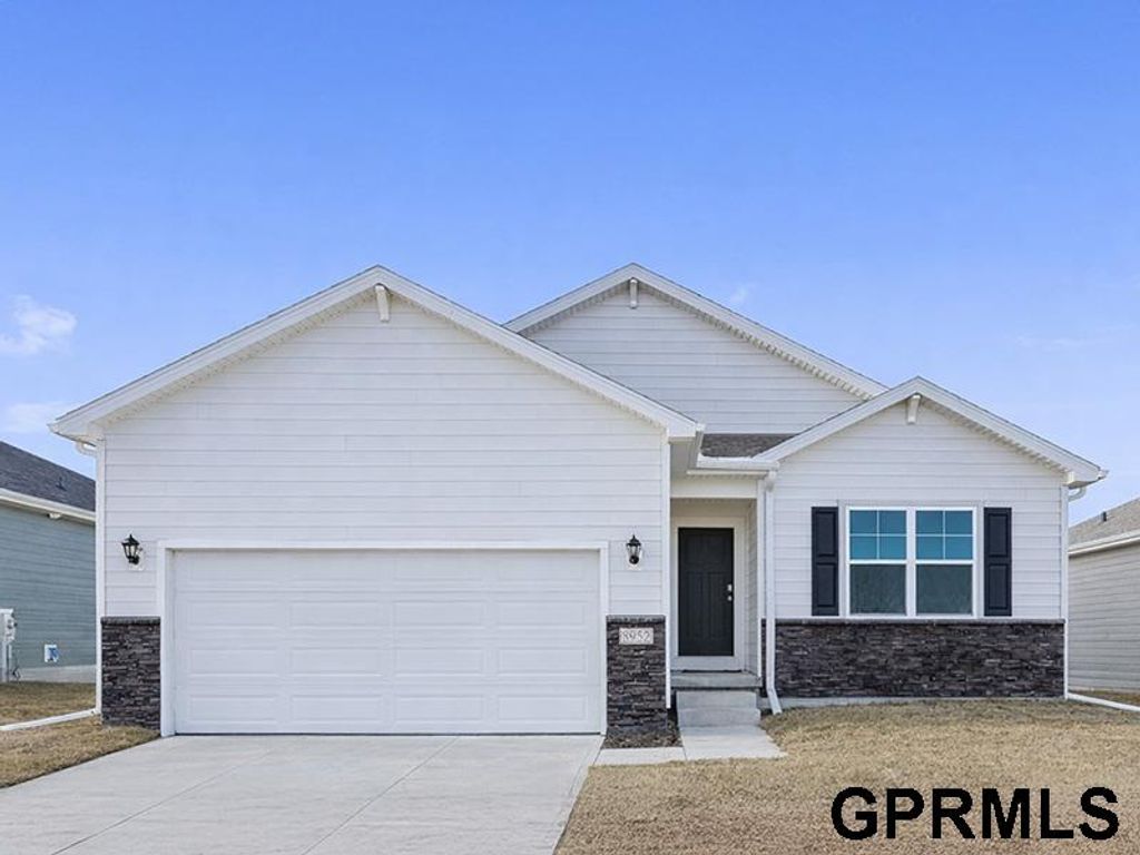 5516 Fenwick Street, Bellevue, NE 68133