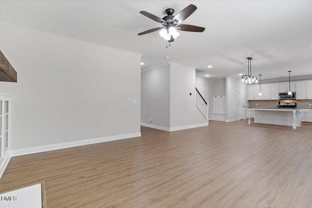 2104 Temple Hills Way, Fuquay Varina, NC 27526