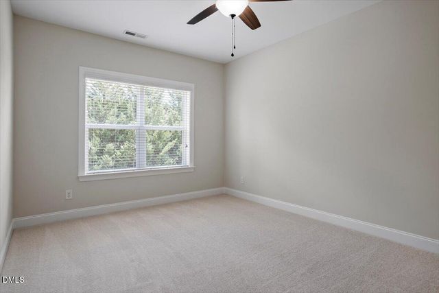 2104 Temple Hills Way, Fuquay Varina, NC 27526