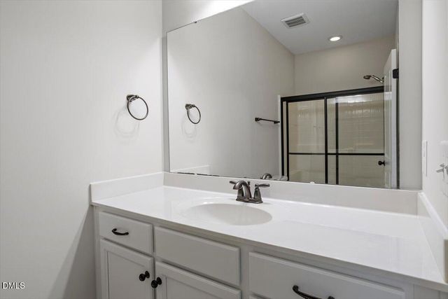 2104 Temple Hills Way, Fuquay Varina, NC 27526