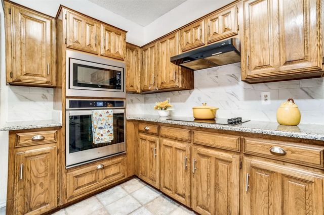 3321 Hazlewood Court, Bedford, TX 76021