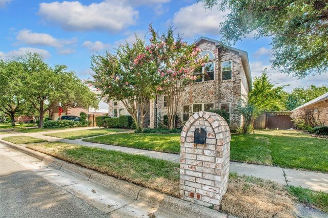3321 Hazlewood Court, Bedford, TX 76021