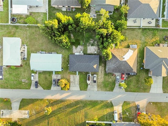 714-712 SE 4th TER, Cape Coral, FL 33990