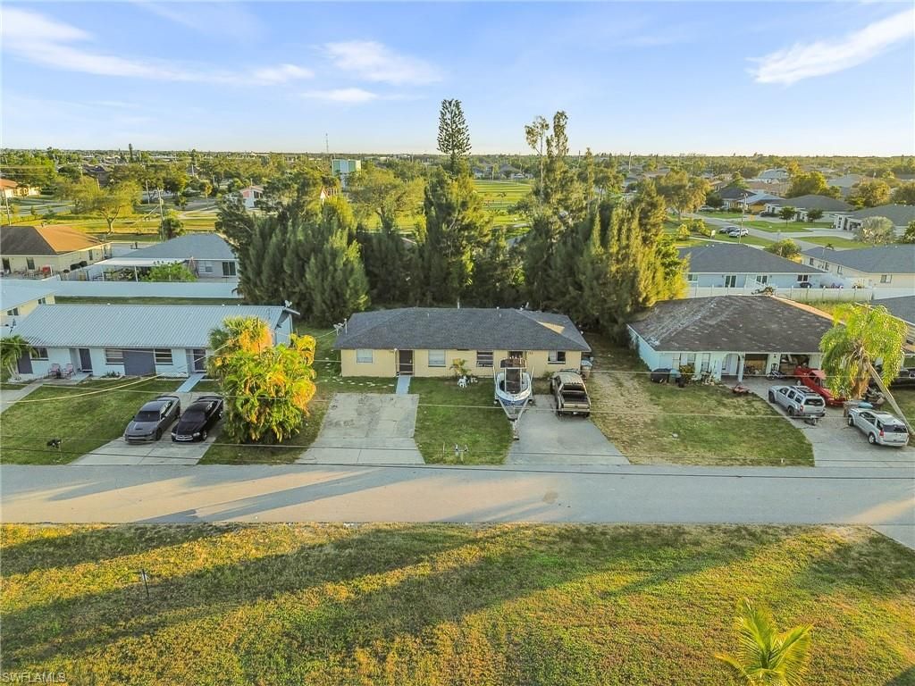 714-712 SE 4th TER, Cape Coral, FL 33990