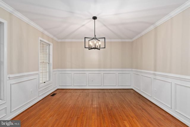 10 LAWRENCE, Fredericksburg, VA 22405