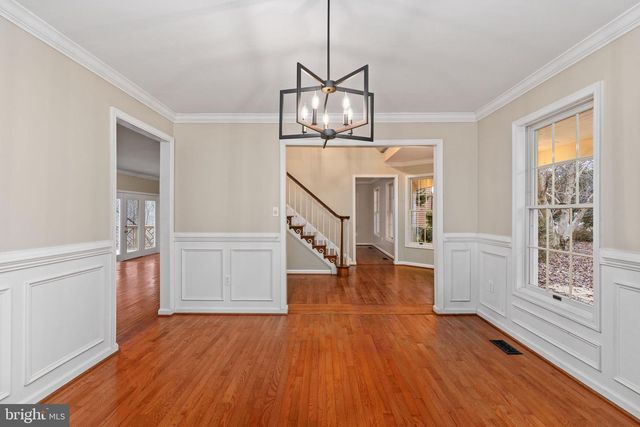 10 LAWRENCE, Fredericksburg, VA 22405