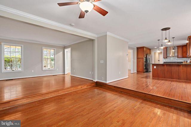 10 LAWRENCE, Fredericksburg, VA 22405