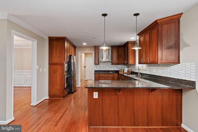 10 LAWRENCE, Fredericksburg, VA 22405