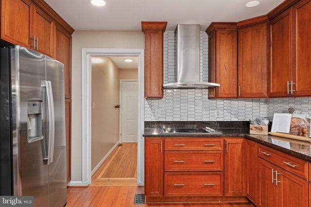 10 LAWRENCE, Fredericksburg, VA 22405