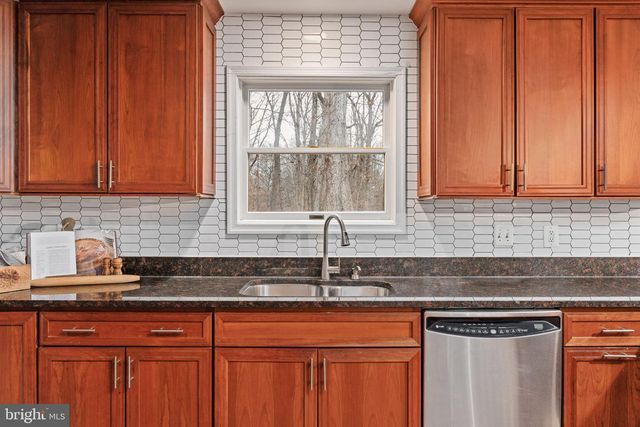 10 LAWRENCE, Fredericksburg, VA 22405