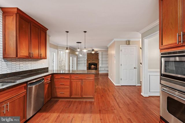 10 LAWRENCE, Fredericksburg, VA 22405