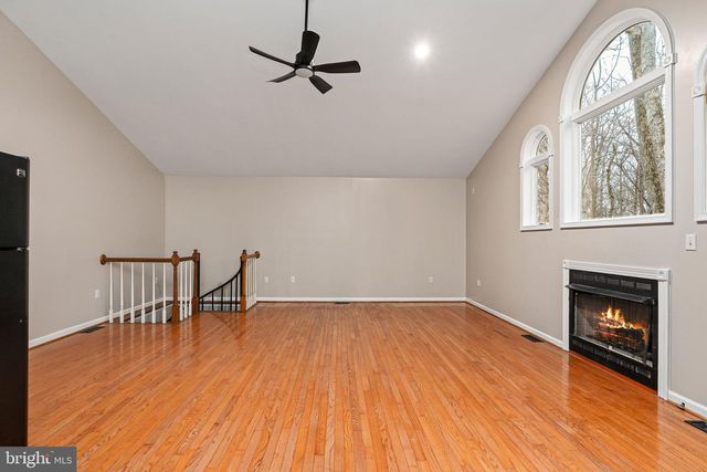 10 LAWRENCE, Fredericksburg, VA 22405