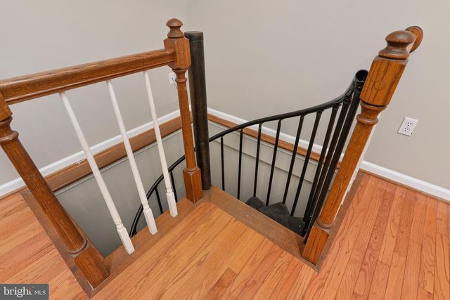 10 LAWRENCE, Fredericksburg, VA 22405