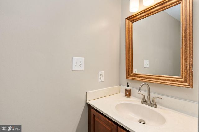 10 LAWRENCE, Fredericksburg, VA 22405