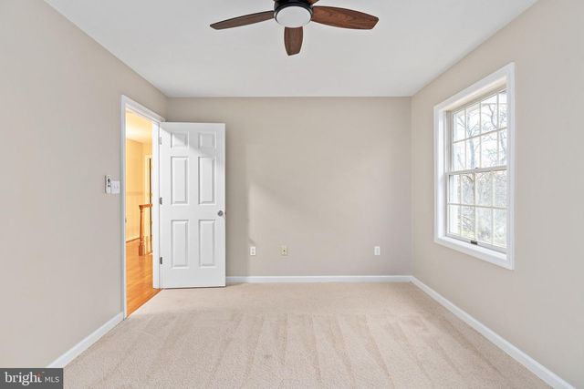 10 LAWRENCE, Fredericksburg, VA 22405