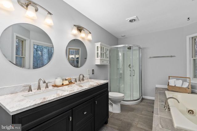 10 LAWRENCE, Fredericksburg, VA 22405