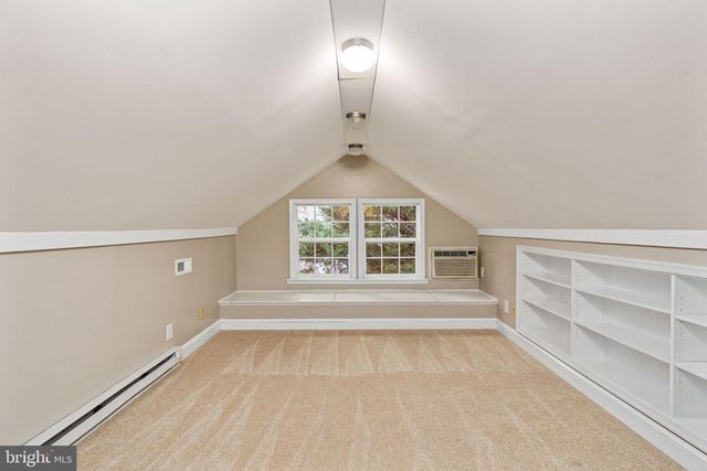 10 LAWRENCE, Fredericksburg, VA 22405