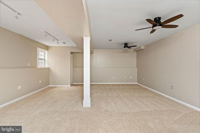 10 LAWRENCE, Fredericksburg, VA 22405