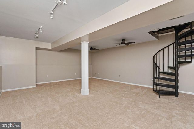 10 LAWRENCE, Fredericksburg, VA 22405