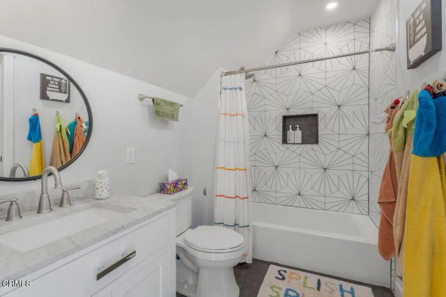 3500 Fairchild Street, La Crescenta, CA 91214