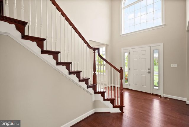 14 BRAEBURN CT, Round Hill, VA 20141