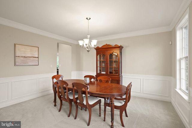 14 BRAEBURN CT, Round Hill, VA 20141