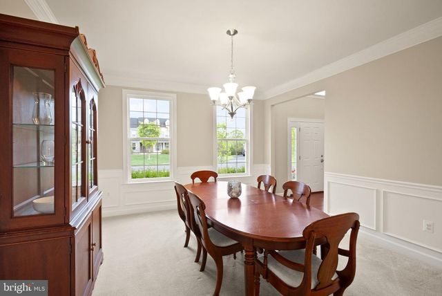 14 BRAEBURN CT, Round Hill, VA 20141