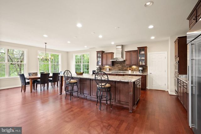 14 BRAEBURN CT, Round Hill, VA 20141