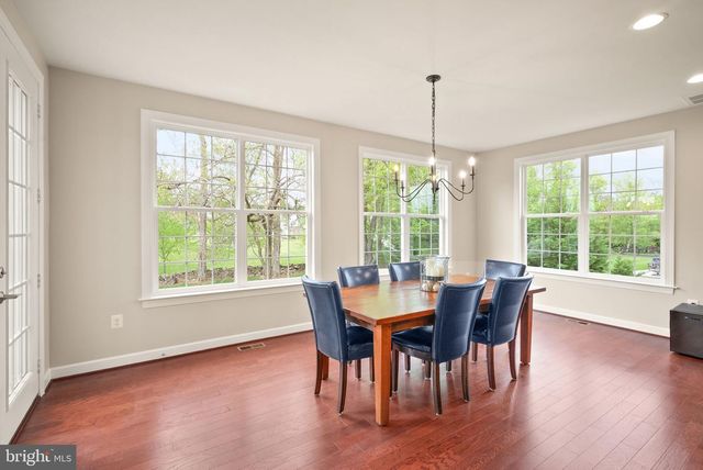 14 BRAEBURN CT, Round Hill, VA 20141