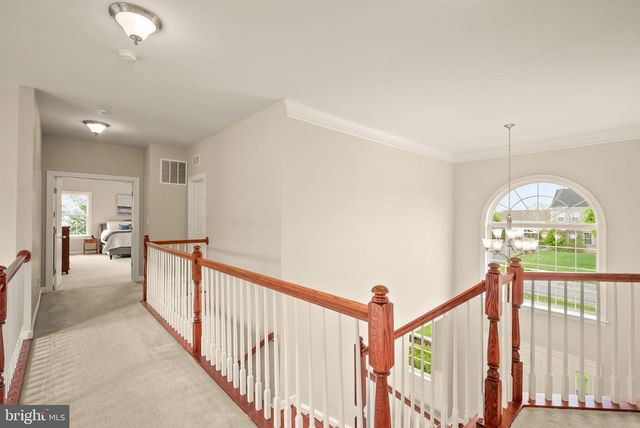 14 BRAEBURN CT, Round Hill, VA 20141