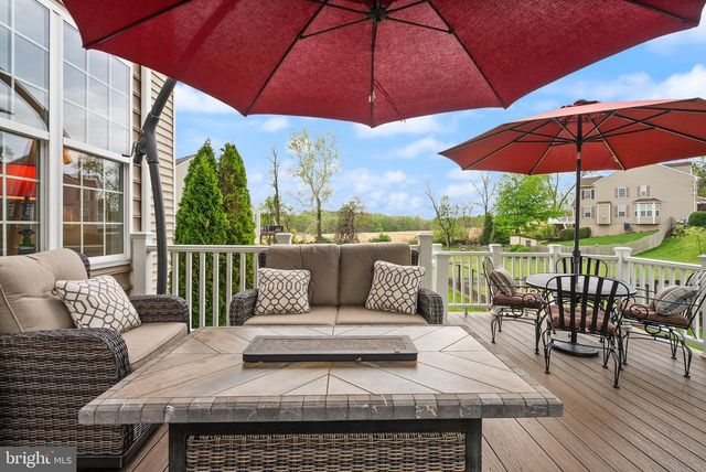 14 BRAEBURN CT, Round Hill, VA 20141