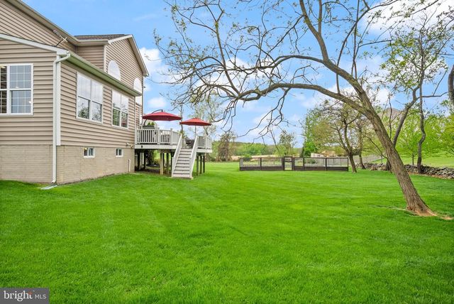 14 BRAEBURN CT, Round Hill, VA 20141
