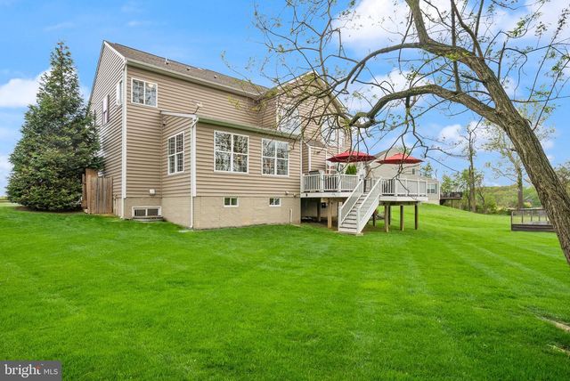 14 BRAEBURN CT, Round Hill, VA 20141