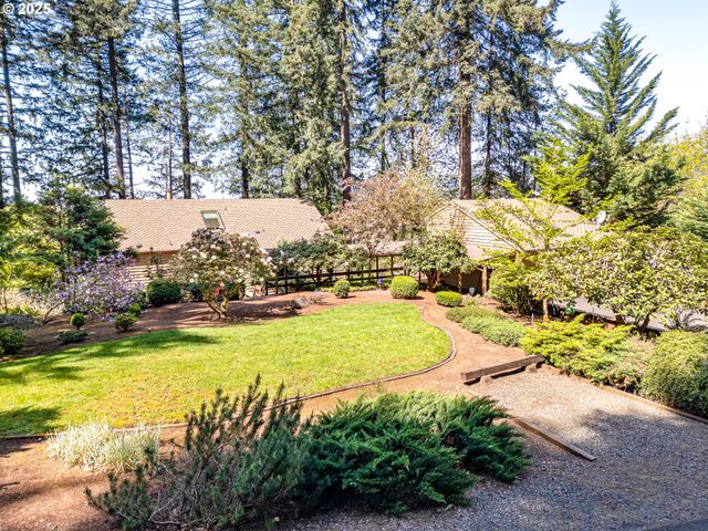 88154 TIKI Ln, Springfield, OR 97478