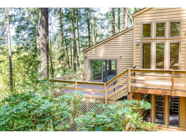 88154 TIKI Ln, Springfield, OR 97478