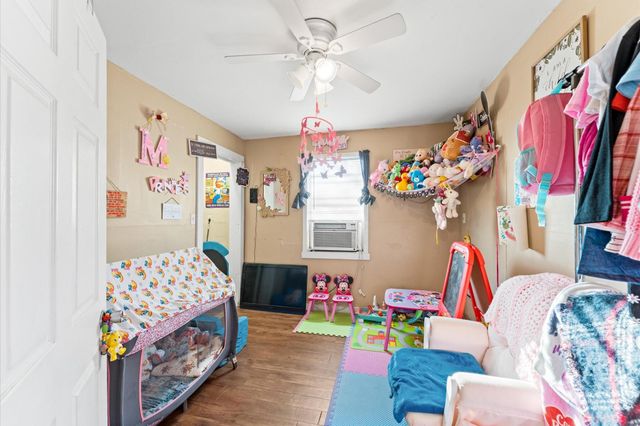 1605 Walnut Avenue, Rosenberg, TX 77471