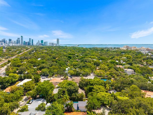 1753 Nocatee Drive, Miami, FL 33133