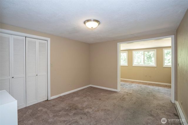 619 Cougar Street SE, Lacey, WA 98503