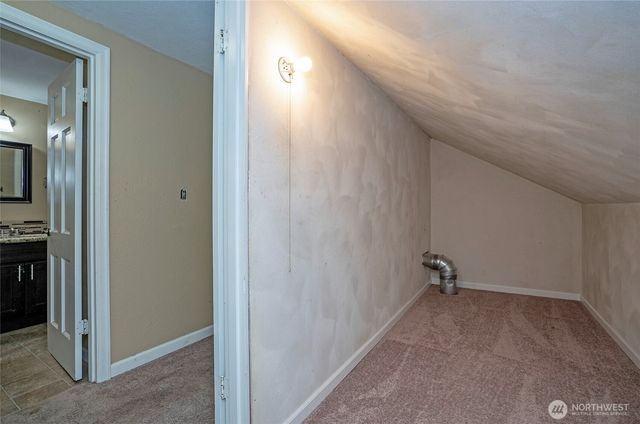 619 Cougar Street SE, Lacey, WA 98503