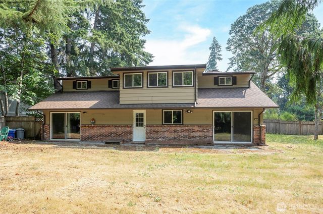 619 Cougar Street SE, Lacey, WA 98503