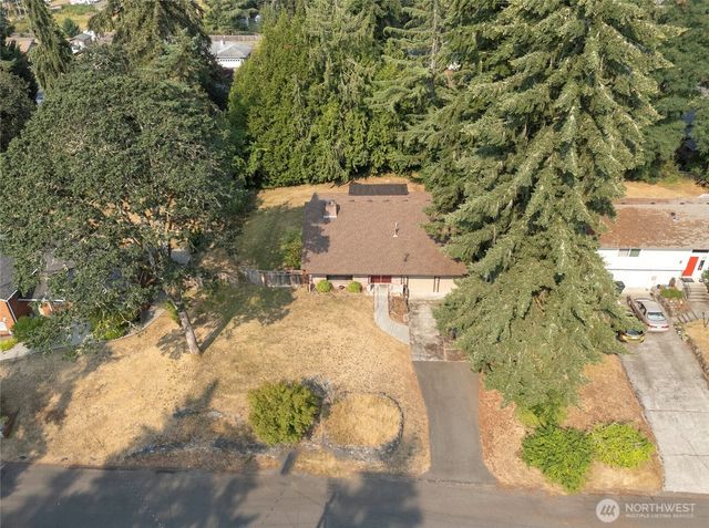 619 Cougar Street SE, Lacey, WA 98503