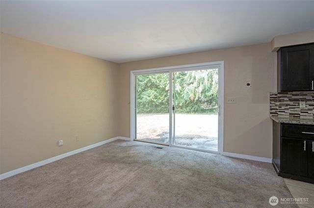 619 Cougar Street SE, Lacey, WA 98503