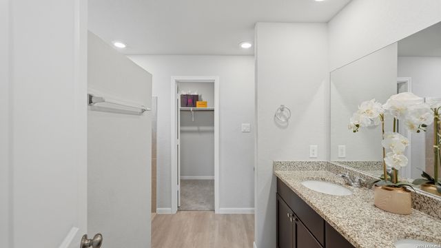 5443 JASMINE SPUR, Bulverde, TX 78163