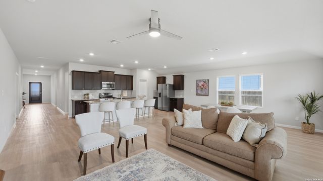 5443 JASMINE SPUR, Bulverde, TX 78163