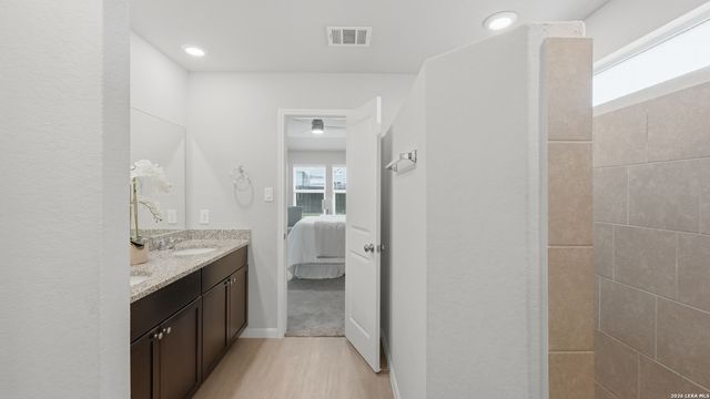 5443 JASMINE SPUR, Bulverde, TX 78163