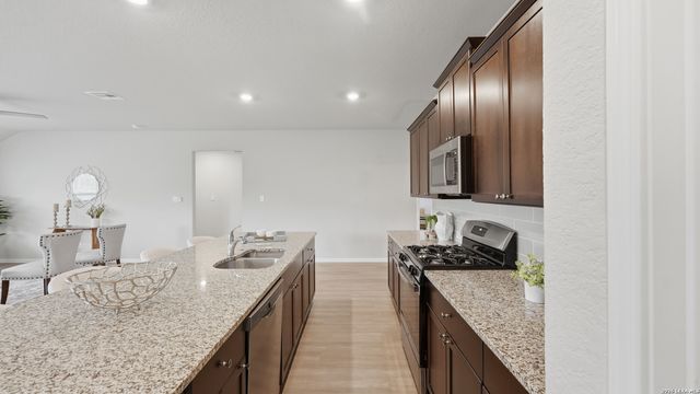 5443 JASMINE SPUR, Bulverde, TX 78163