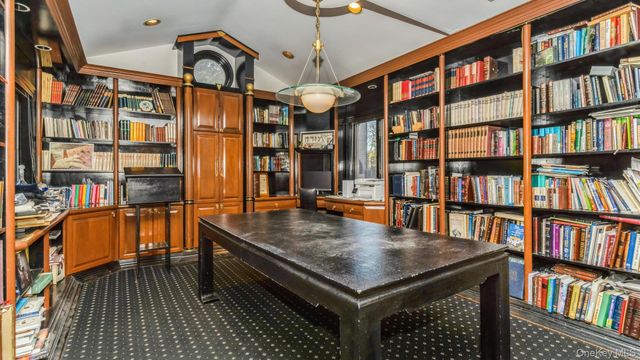 178 Wildacre Avenue, Lawrence, NY 11559