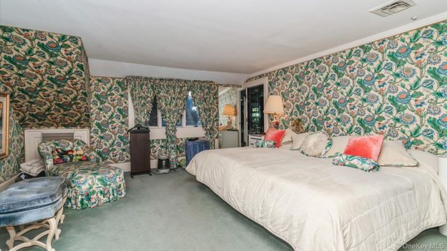 178 Wildacre Avenue, Lawrence, NY 11559