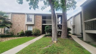 17331 Red Oak Drive 10, Houston, TX 77090