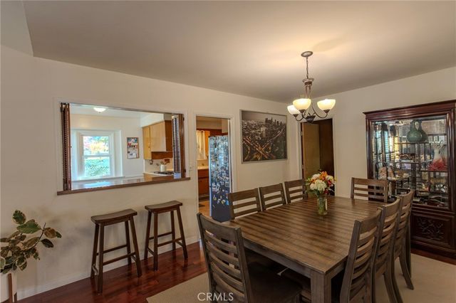 1724 Sombra Drive, Glendale, CA 91208